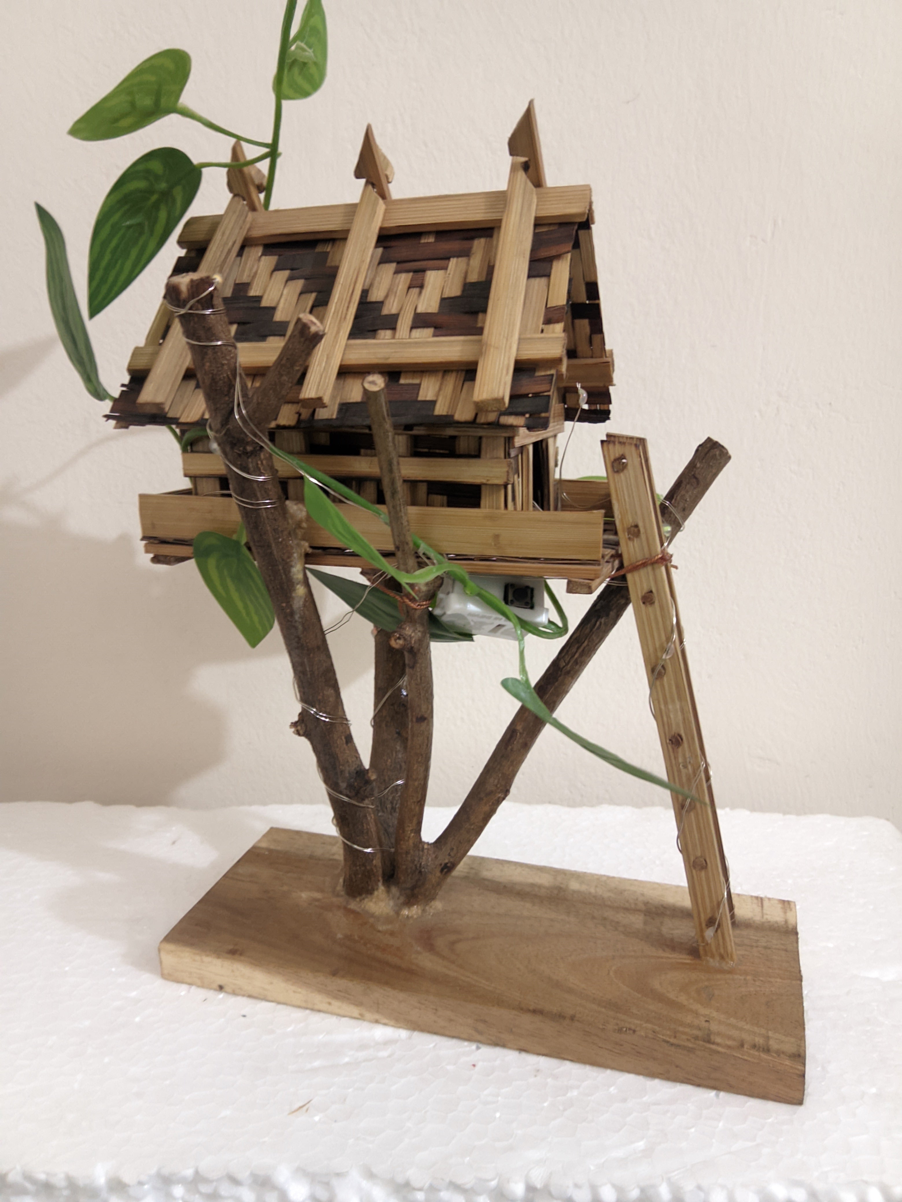 Decorative Bamboo House Showpiece