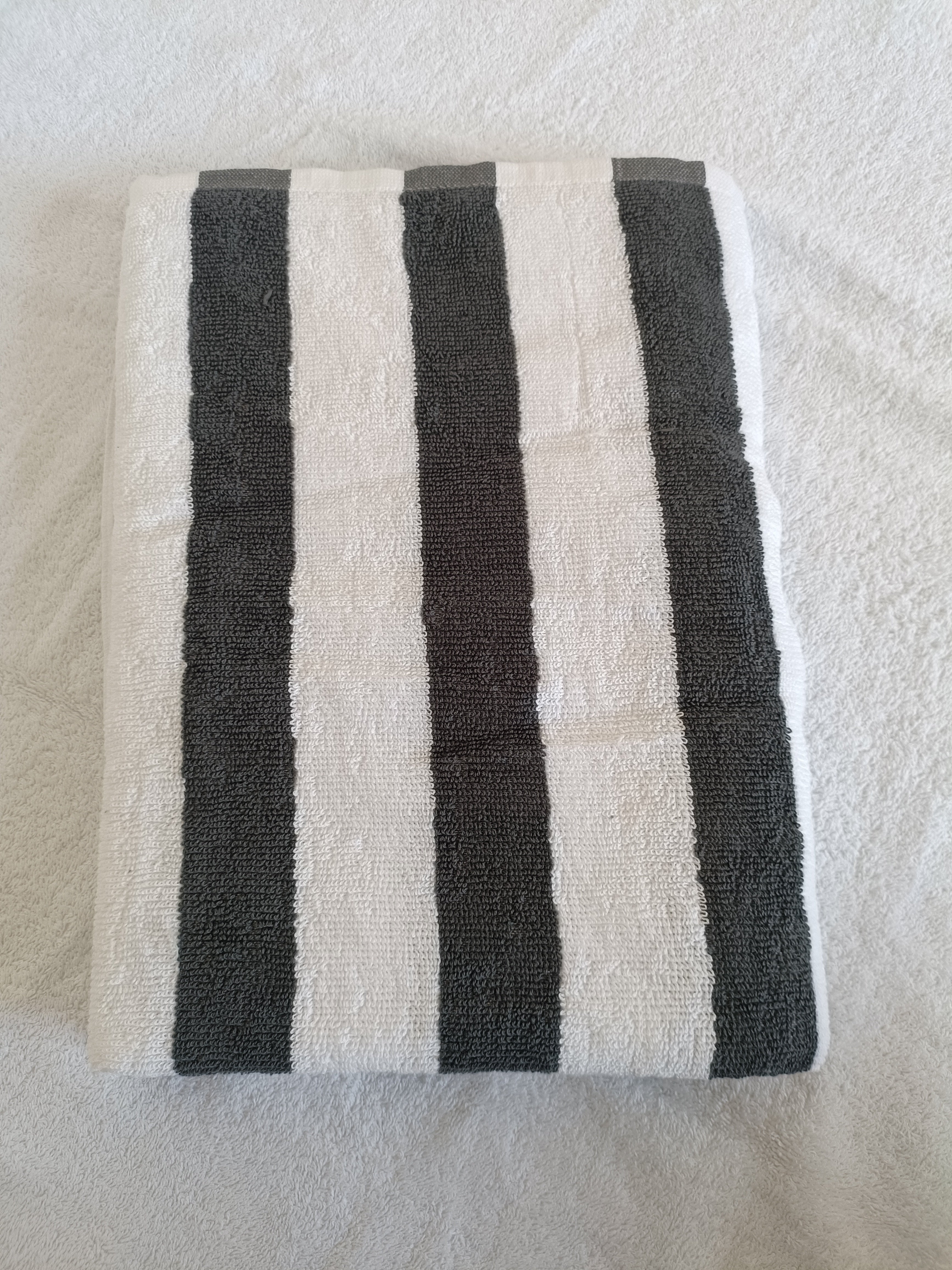 White-Black Premium Bath Towel (32 X 60 Inch)