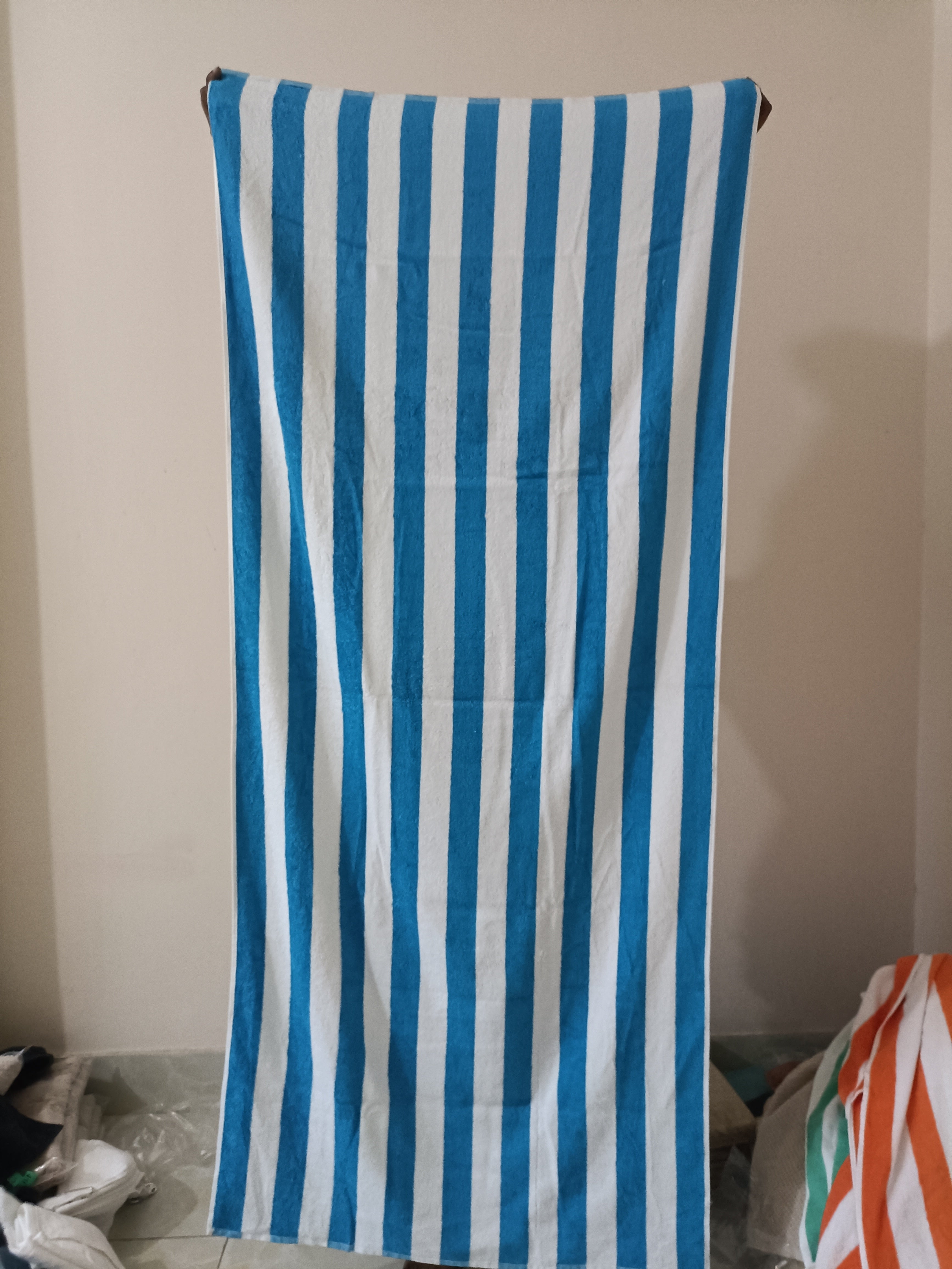 Blue-White Premium Bath Towel (30 X 70 Inch)