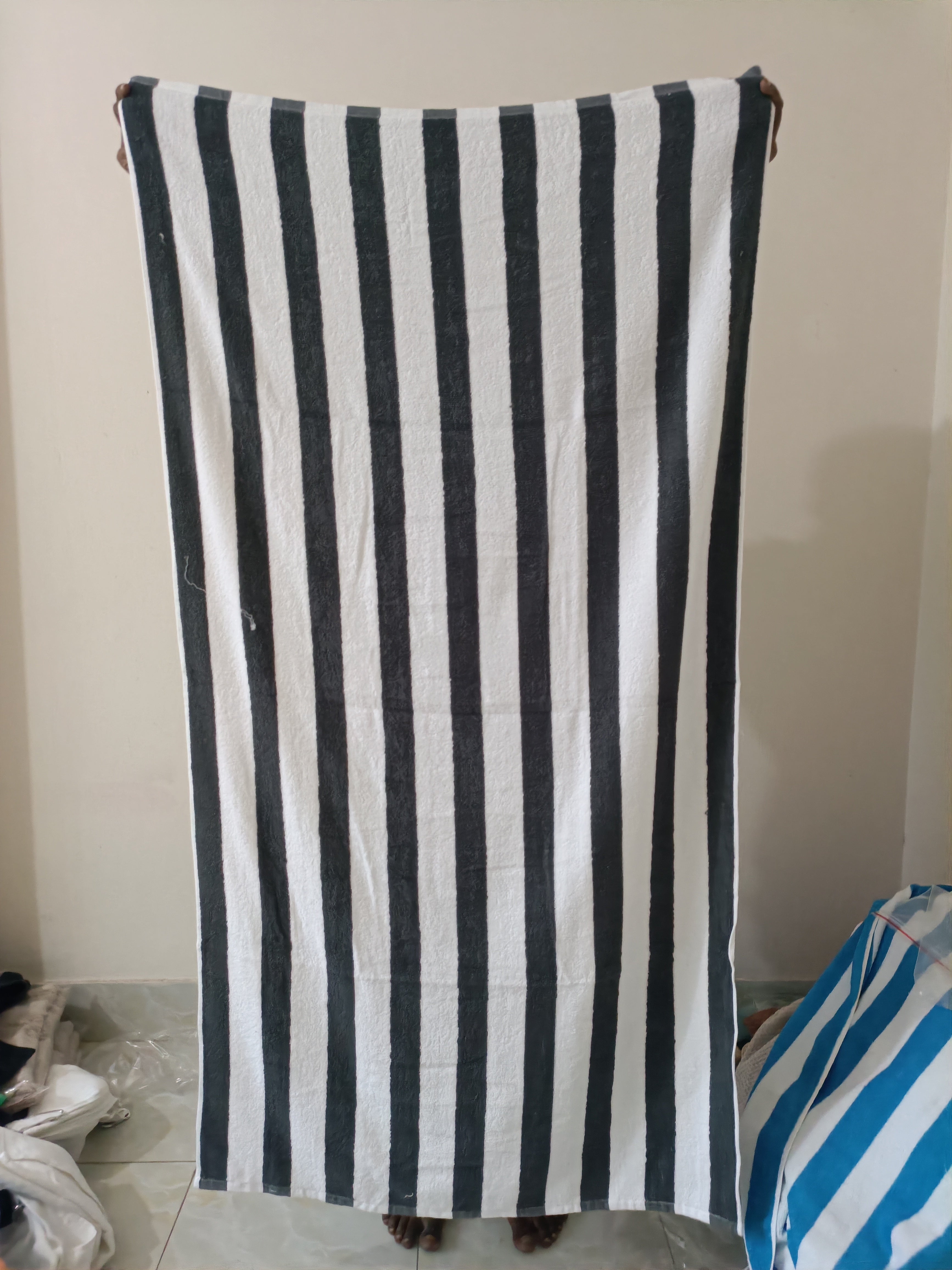 White-Black Premium Bath Towel (32 X 60 Inch)