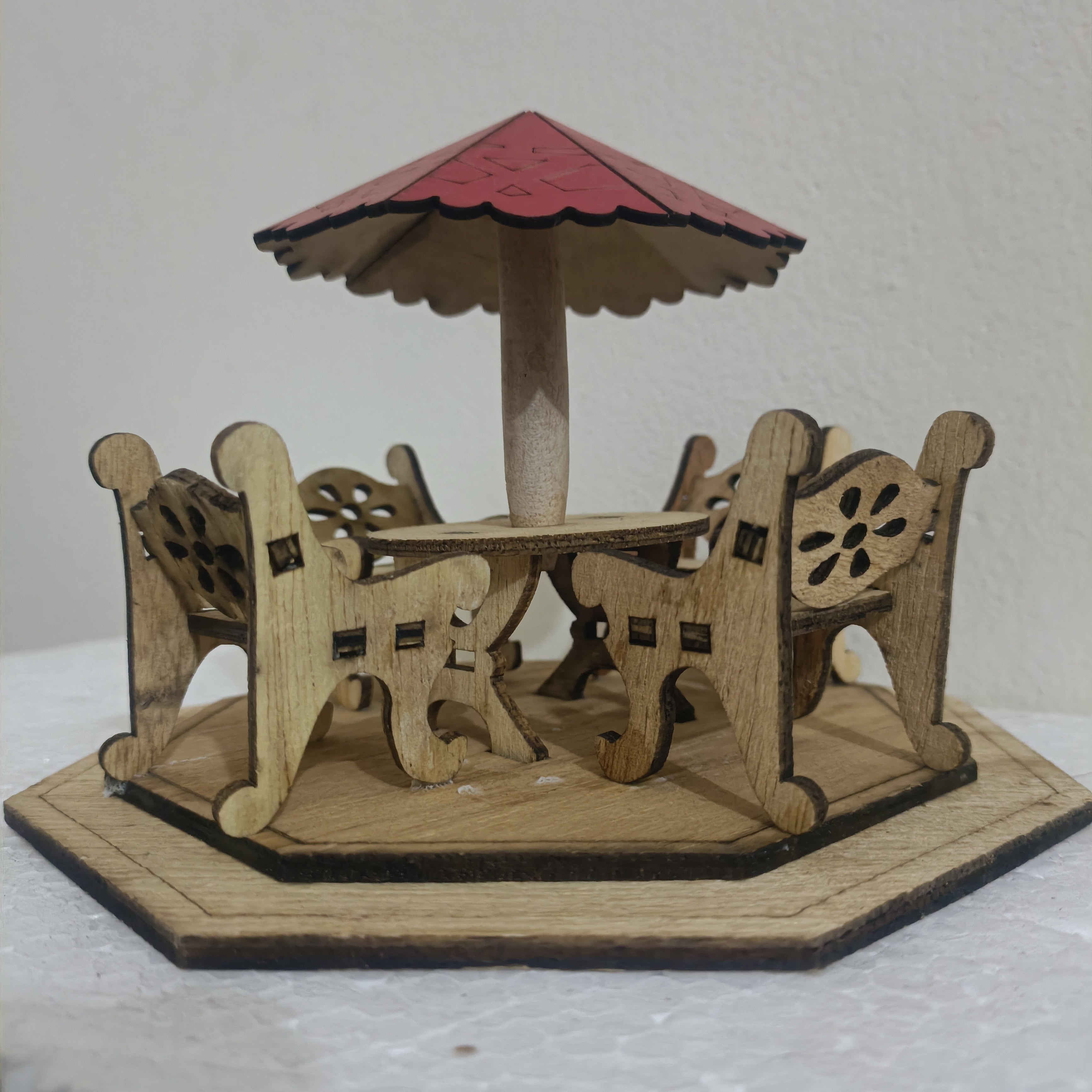 Wooden Coffee Table Set Showpiece