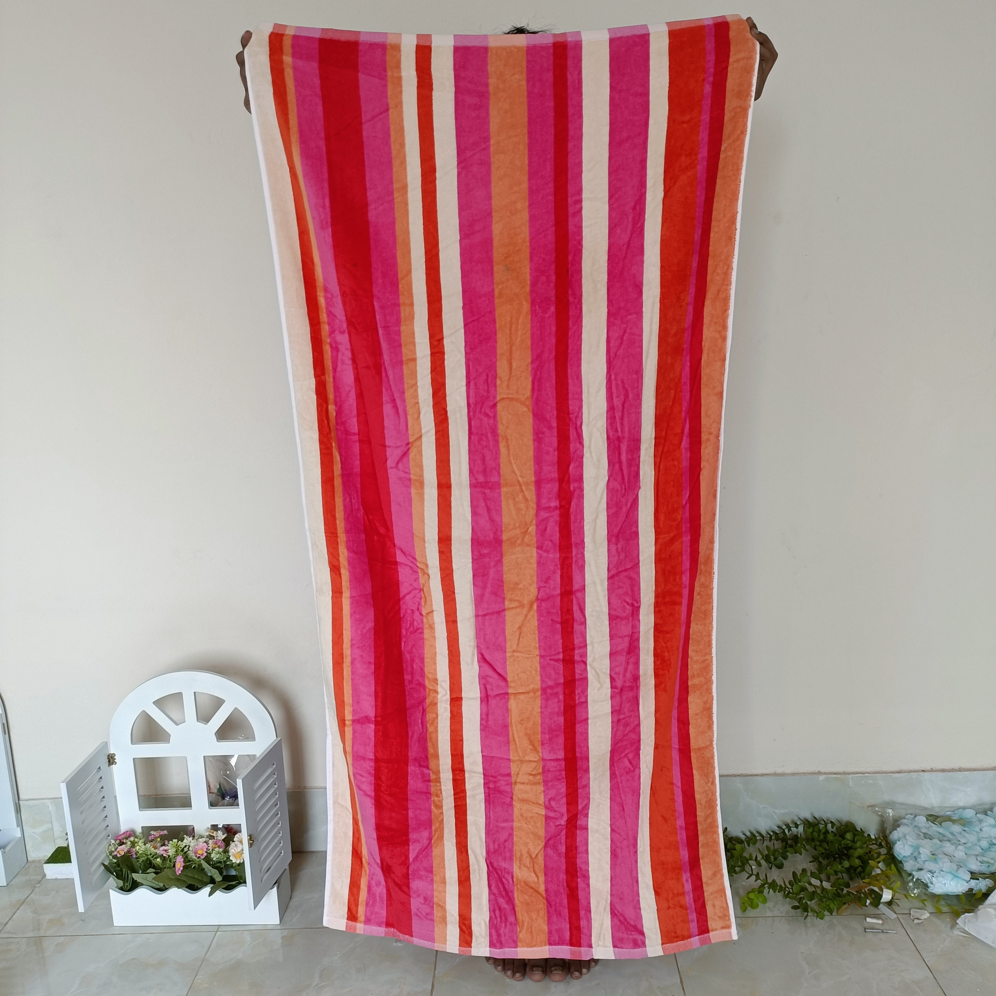 Aura Stripe Luxury Bath Towel (54 X 27 Inch)