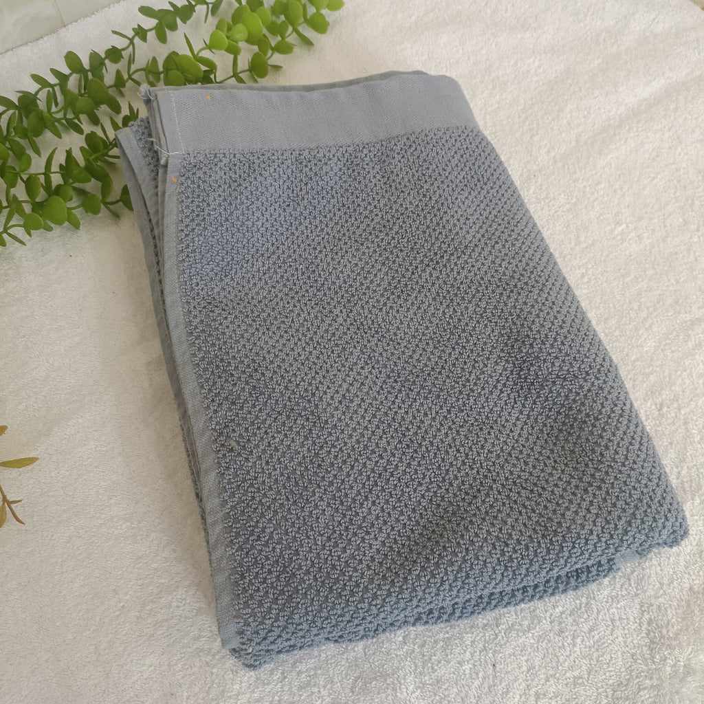 Ocean Mist Premuim Bath Towel (27 X 54 Inch)
