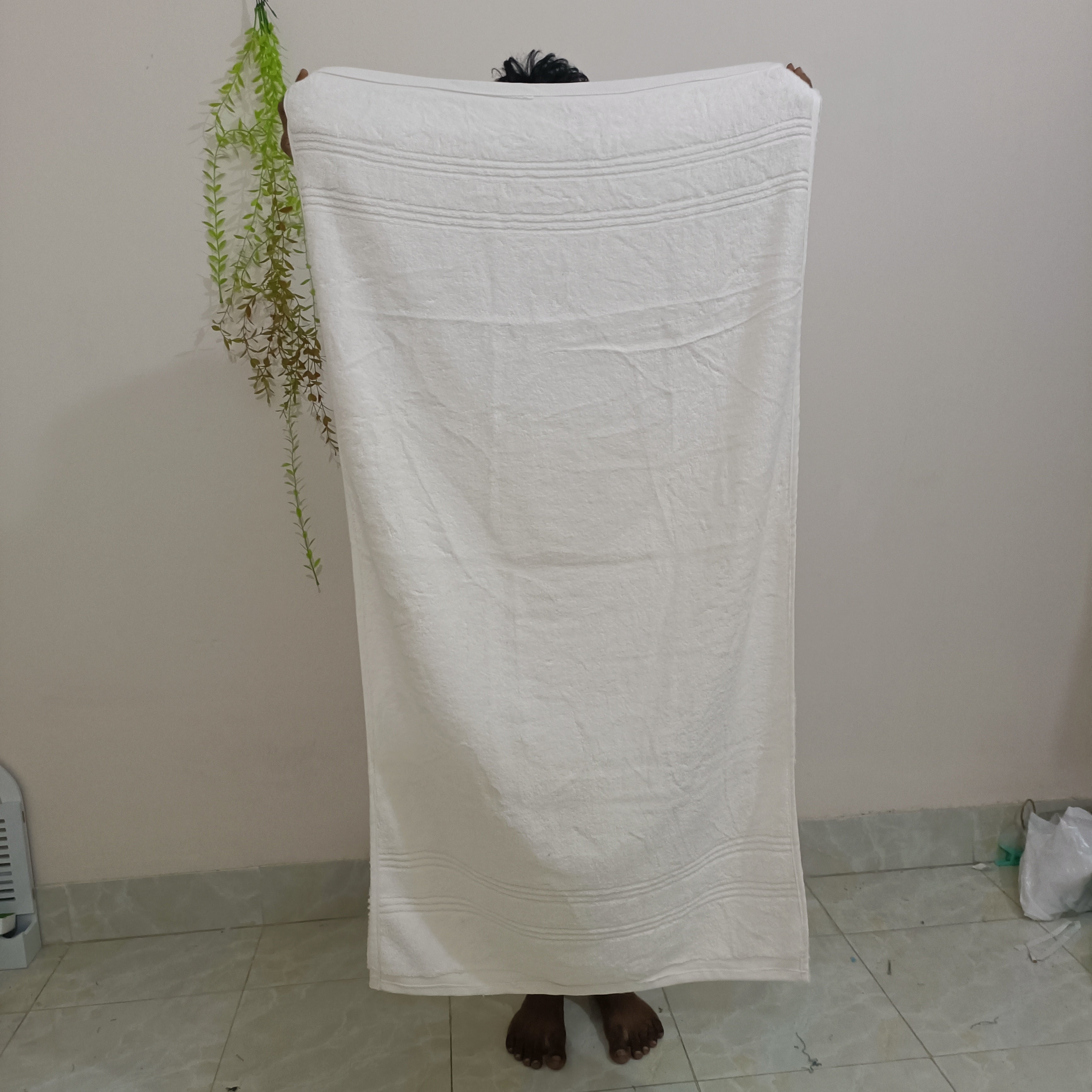 Royal Milky Luxury Bath Towel (54 X 27 Inch)