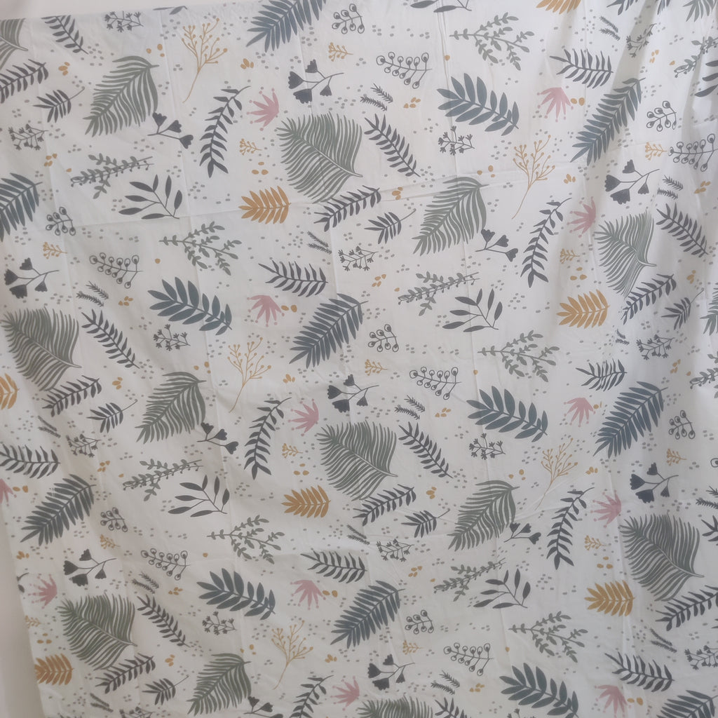 Suzanne Petals Export Quality Bedsheet & Pillow Set