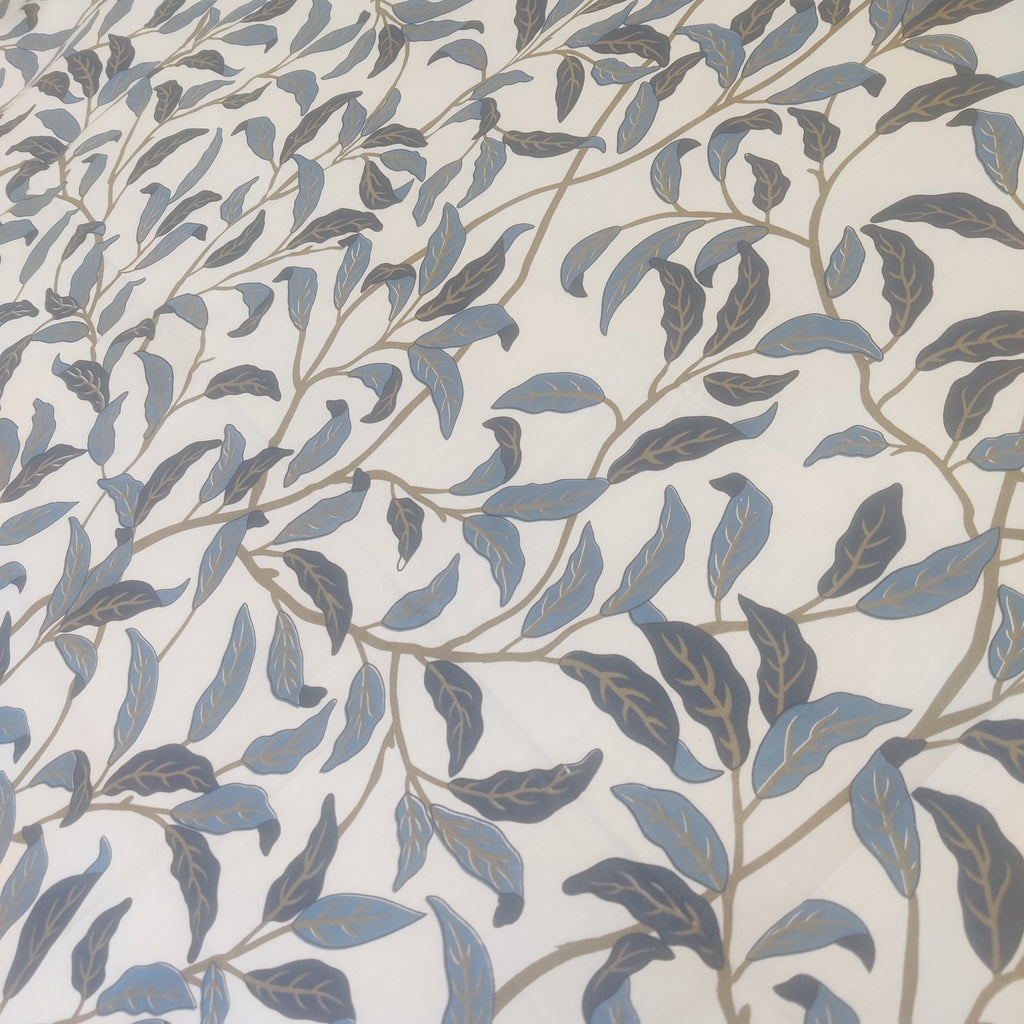Botanical Breeze Bedsheet & Pillow Covers Set